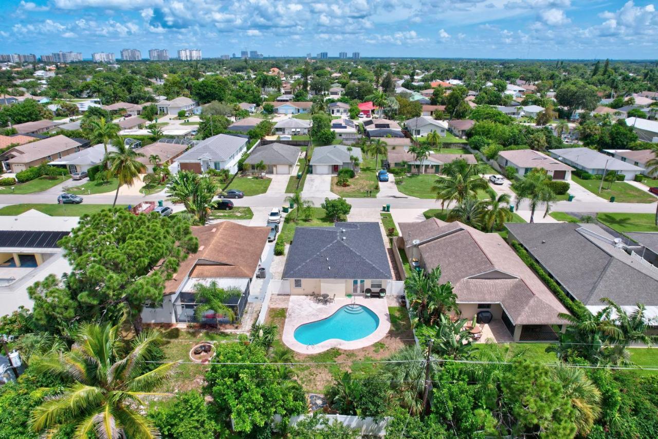 Pool Home Super Close To Vanderbilt Beach Naples Exterior photo