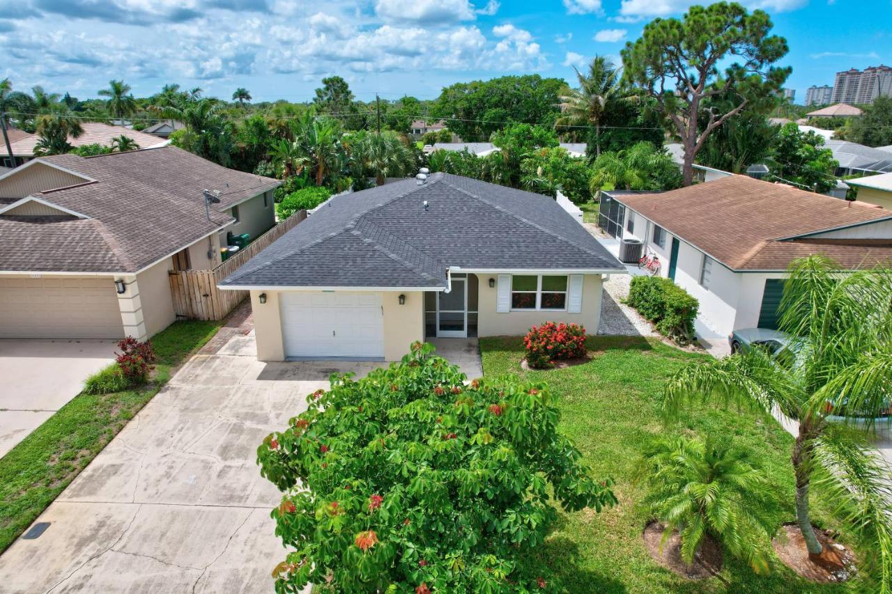 Pool Home Super Close To Vanderbilt Beach Naples Exterior photo