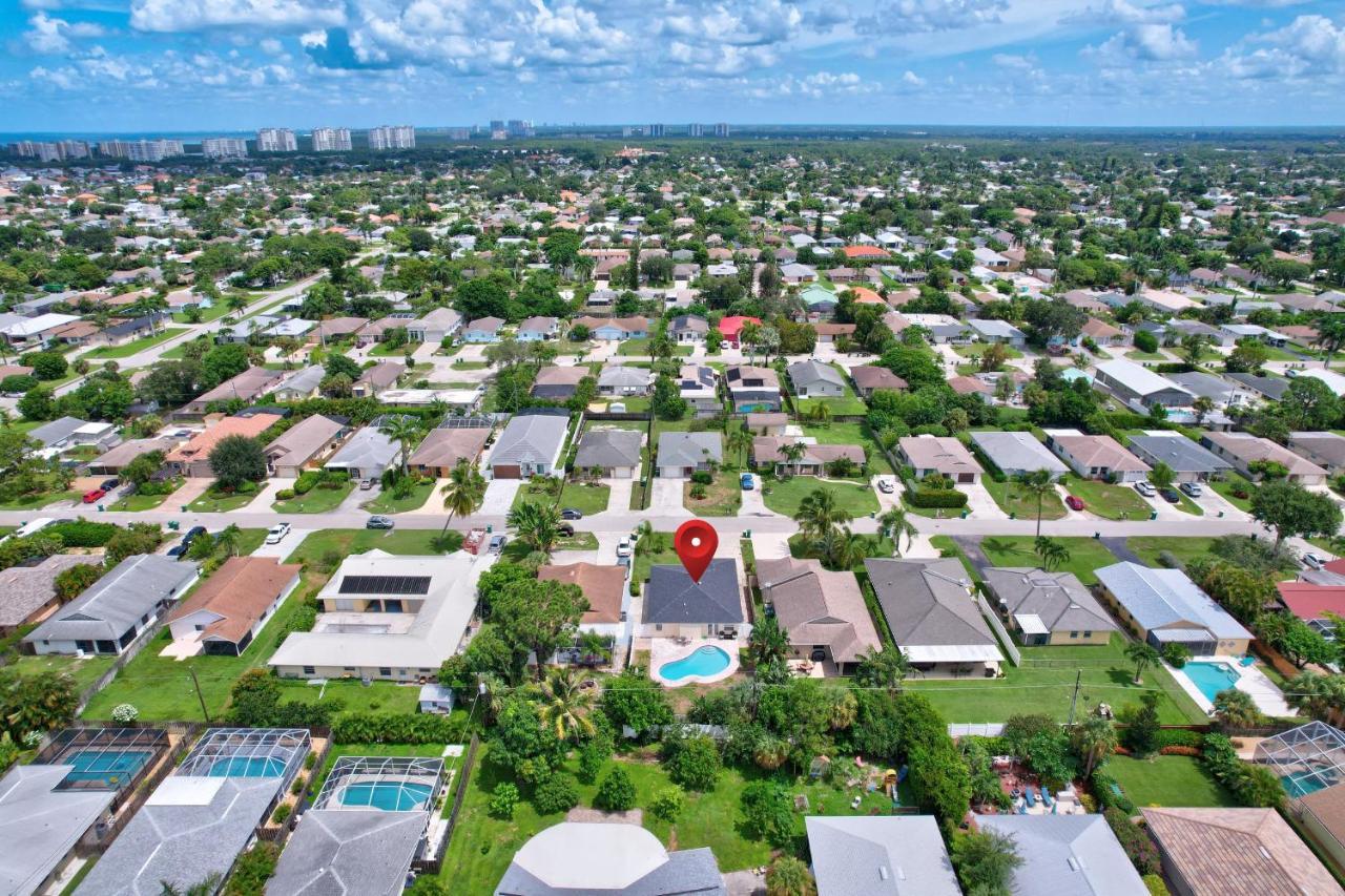 Pool Home Super Close To Vanderbilt Beach Naples Exterior photo