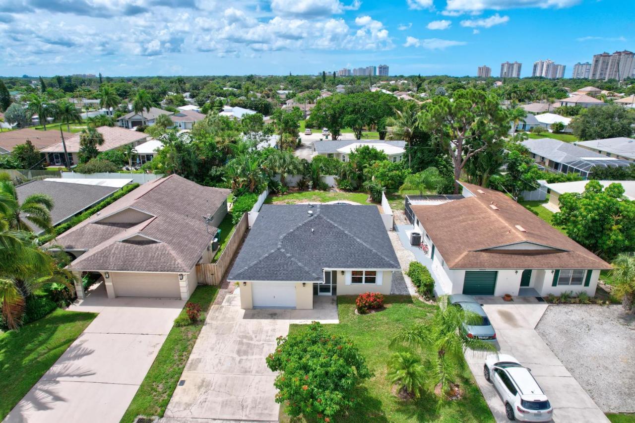 Pool Home Super Close To Vanderbilt Beach Naples Exterior photo
